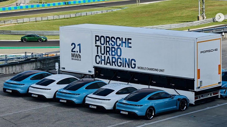 Ταυτόχρονη φόρτιση Porsche από φορτηγά-γεννήτριες ισχύος 2.1MWh